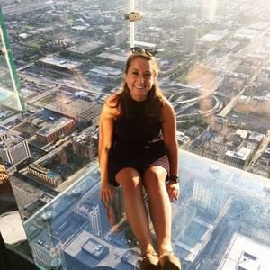 Meet your Posher, Elizabeth